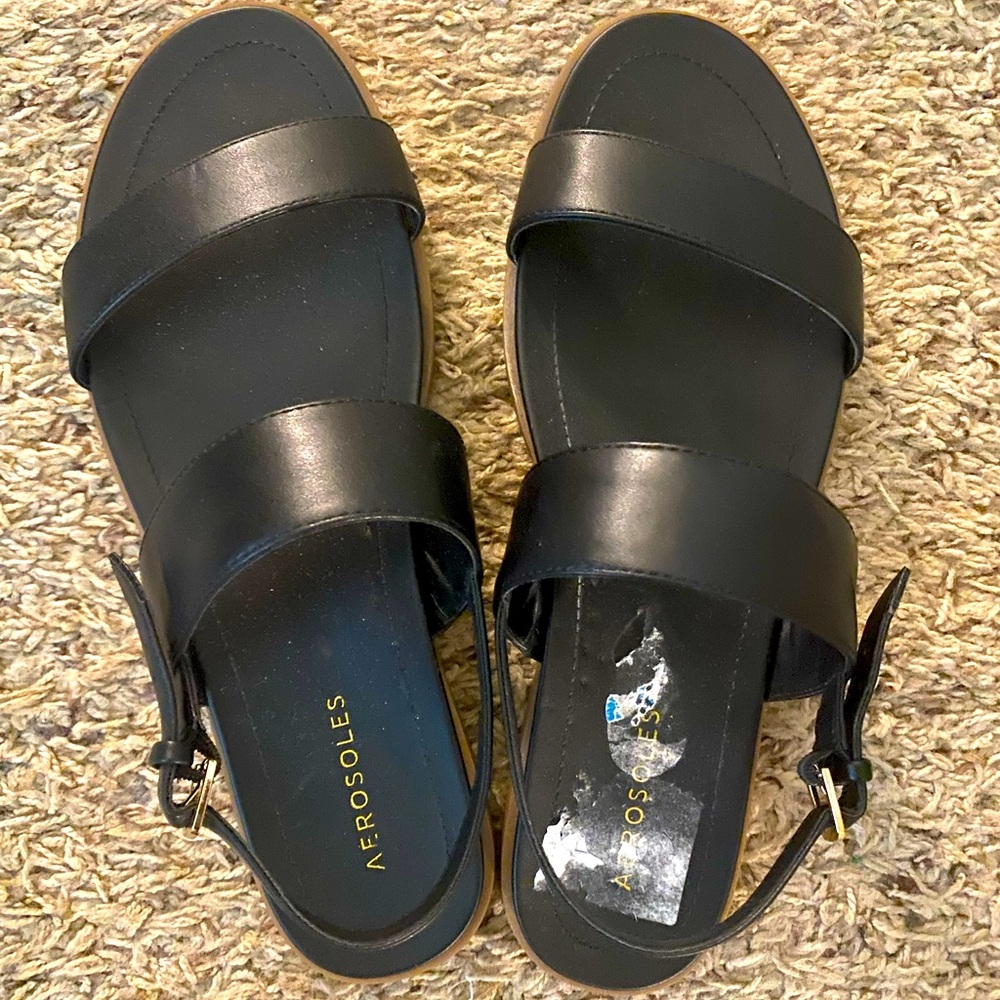 Aerosole sandals, Size 10, black